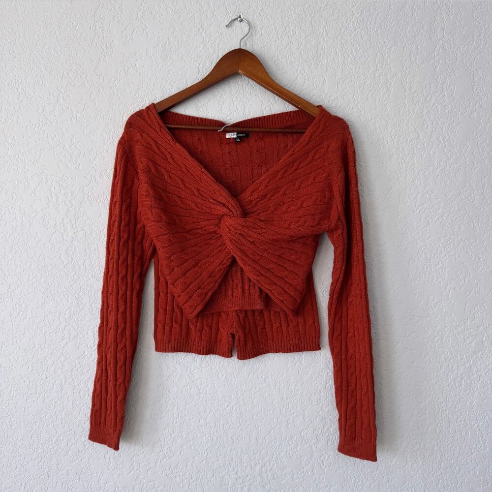 day & night burnt orange top and shorts knitted two piece set size small